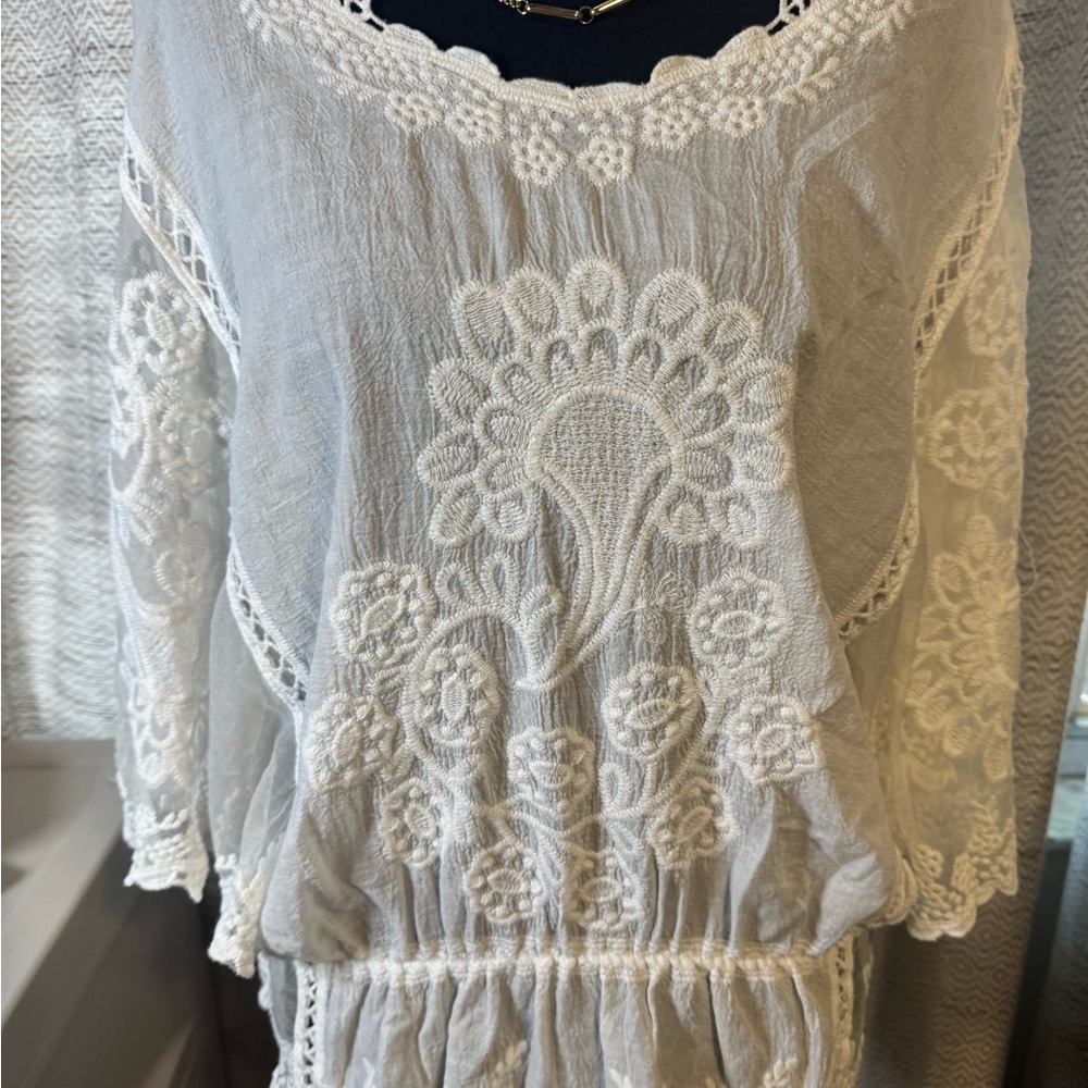 NWOT Amber Shea Elegant White Lace Women's Top Perfection!! great - Picture 6 of 7